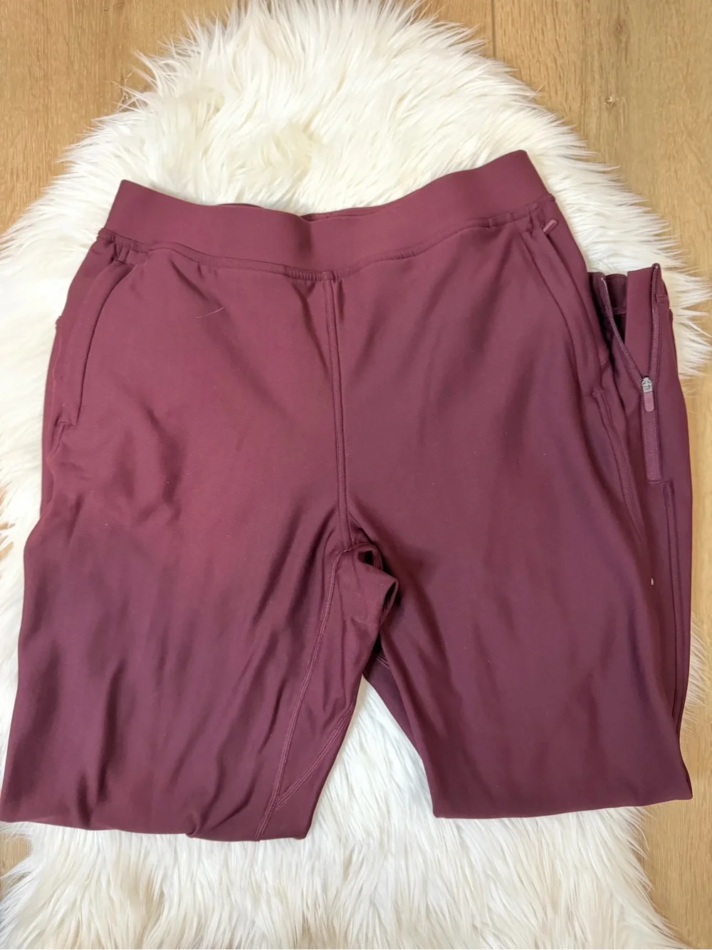 lululemon athletica Adapted State High Rise Joggers in Burgundy Size 8